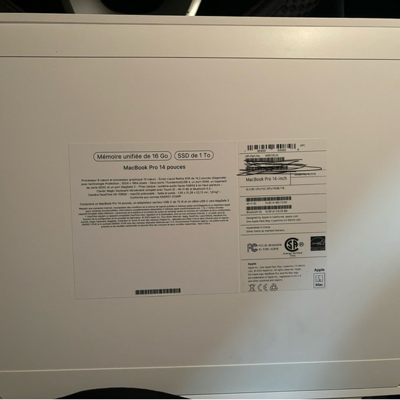 MacBook Pro 2023 m3 chip unsealed still brand new in a box - Picture 3 of 8